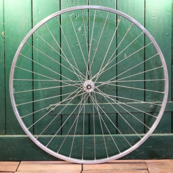 Vorderrad "Weinmann", 28 Zoll (622), Alu, Kastenfelge, Nabe "Maillard", NOS 