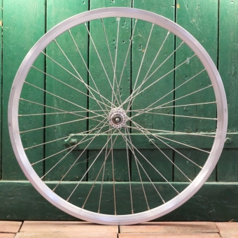 Vorderrad, 26 Zoll (559), Alu, Hohlkammerfelge, Nabe Alu, Vollachse, NOS 