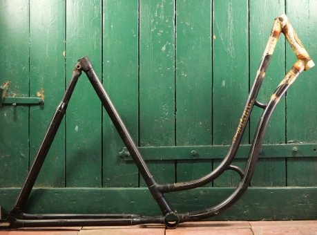 Fahrrad - Damenrahmen Schwanenhalsform "Freudenrad" 28 Zoll, 1950er J., Originallack 