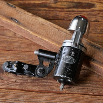 Dynamo "Bosch", gr. Ausführung, orig. 1930er Jahre, mit Spritzschutz, gebr. 