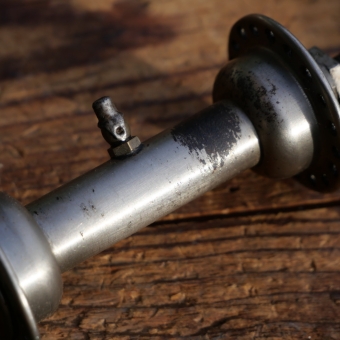 Nabe Vorderrad, original 20er/30er Jahre, vernickelt, gebr. 