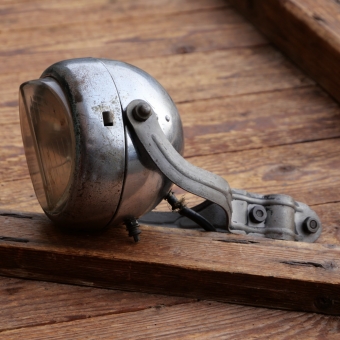 Scheinwerfer Melas, für Fahrrad oder Motorfahrrad, orig. 30er J., Chrom,  gr., schwere  Ausf., gebr. 