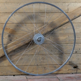 Vorderrad mit SCHÜRMANN-Felge, Alu, 28 Zoll (622), Breite ca. 26 mm, Nabe SHIMANO Inter-L, gebr. 