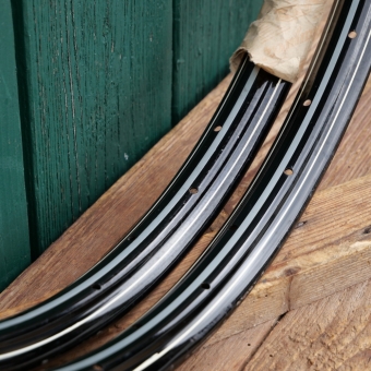 Felgensatz, MAYWEG 26 Zoll (559), Stahl schwarz, Linien silber/weiß, 30er-50er J., NOS 