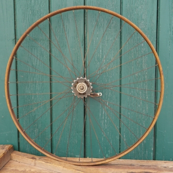 Hinterrad 28 Zoll (635) für Wulstbereifung, Bj. 1927, Holzdekor,  F&S Torpedo-Nabe, gebr. 