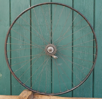 Laufradsatz 28 Zoll, Außendurchmeser ca. 645 mm, für Wulstbereifung, Bj. 1936, schwarz, Linien blau/weiß, Torpedo Nabe, gebr. 