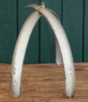 Schutzbleche Satz, 650B, Herrenausführung für Tourenrad, 30er-50er J., silber-metallic, Linien blau, gebr. 