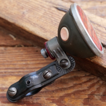 Rücklicht für Strebenmontage, orig. 30er/40er Jahre, Stahl lackiert/verzinkt, Echtglas, NOS 