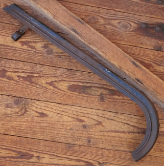 Kettenschutz NSU, schwarz, Linie gold, Länge ca. 54 cm, orig. 40er/50er J., gebr. 