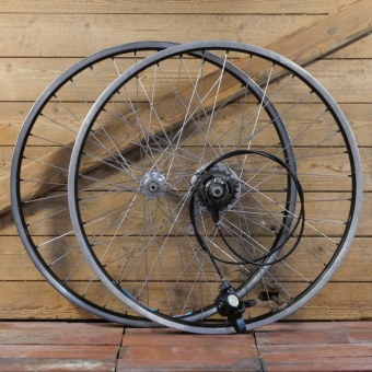 Laufradsatz 26 Zoll (559) NISI Alu-Hohlkammerfelgen für Drahtbereifung, Hinterrad mit SHIMANO 7-Gang-Nabe, gebr. 