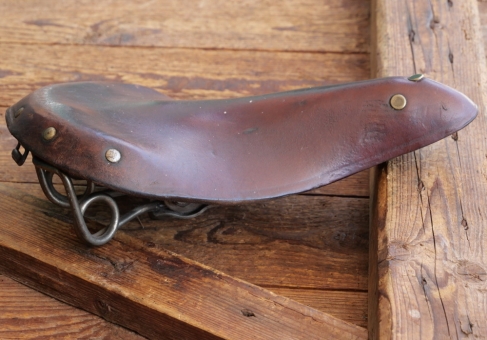 Sattel, Herren, MÖVE/IFA, für Sportrad, Leder, braun, verzinkt, original DDR 50er-70er Jahre, gebr. 