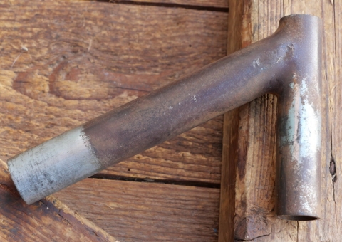 Winkelsattelstütze, Durchmesser: ca. 24,8 mm, Schaftlänge: ca 130 mm, verchromt, orig. 20er/30er Jahre, gebr. 