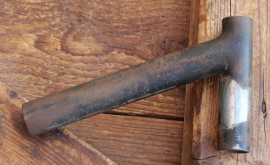 Winkelsattelstütze, Durchmesser: ca. 24,2 mm, Schaftlänge: ca 130 mm, verchromt, orig. 20er/30er Jahre, gebr. 