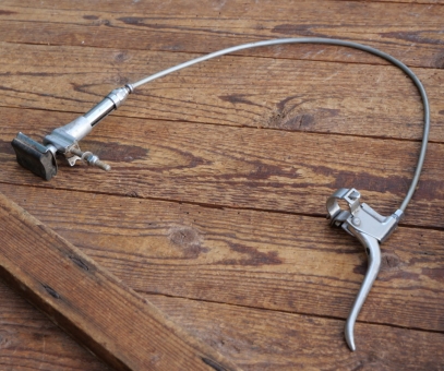 Stempelbremse WIPPERMANN mit Seilzug u. Hebel, orig. 50er J., verchromt, Hebel Alu, NOS 