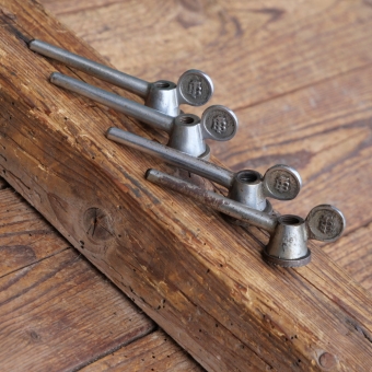 Hebelmuttern BISMARCK, Satz f. Sport- u. Rennradmodelle 30er-50er J., verchromt, gebr. 